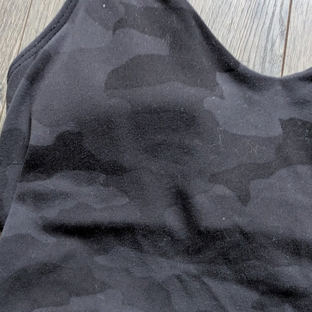🖤 Lululemon Align™ Tank — Black Camo • Size 0 🖤 - Picture 2 of 4